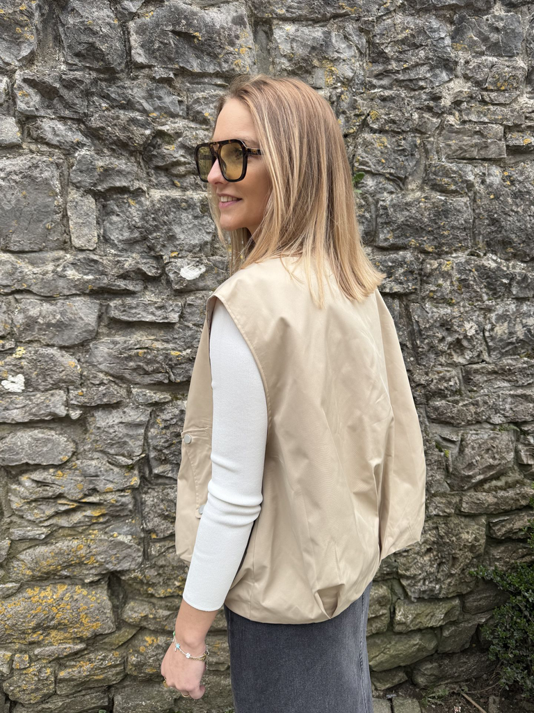  VESTE SANS MANCHES LEXIE - BEIGE5.webp