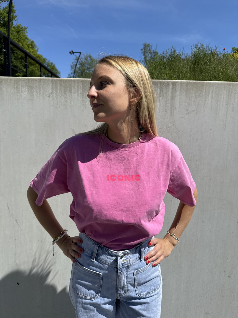 T-shirt Iconic - Fuschia6.webp