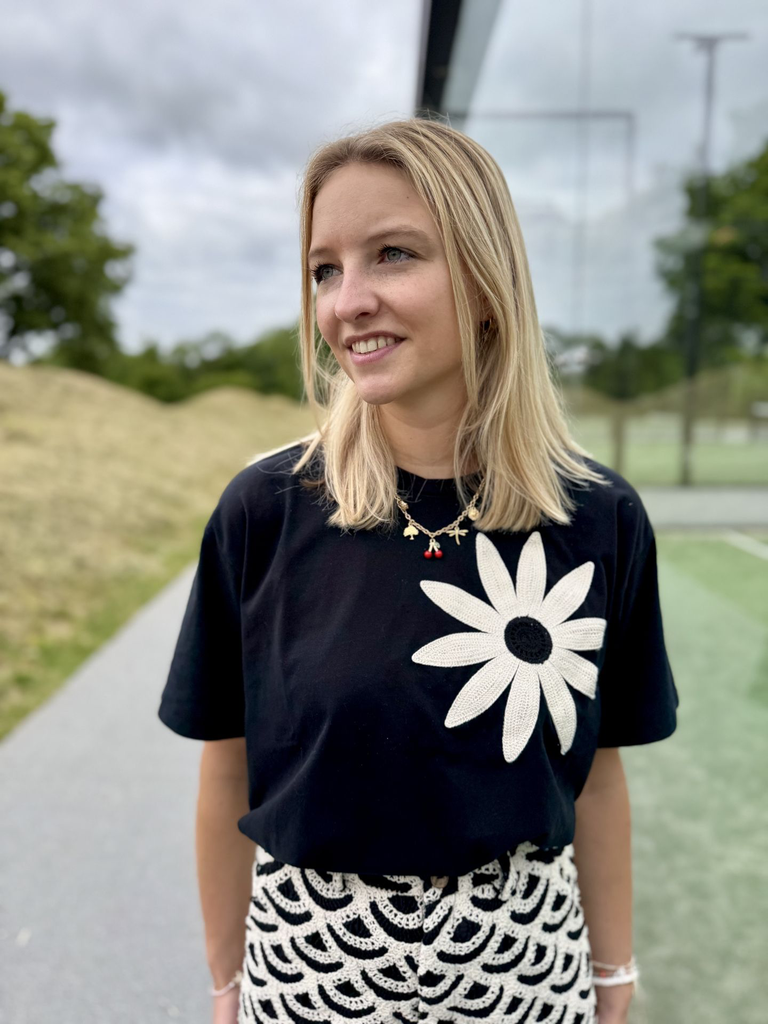 T-shirt Babeth - Noir4.webp