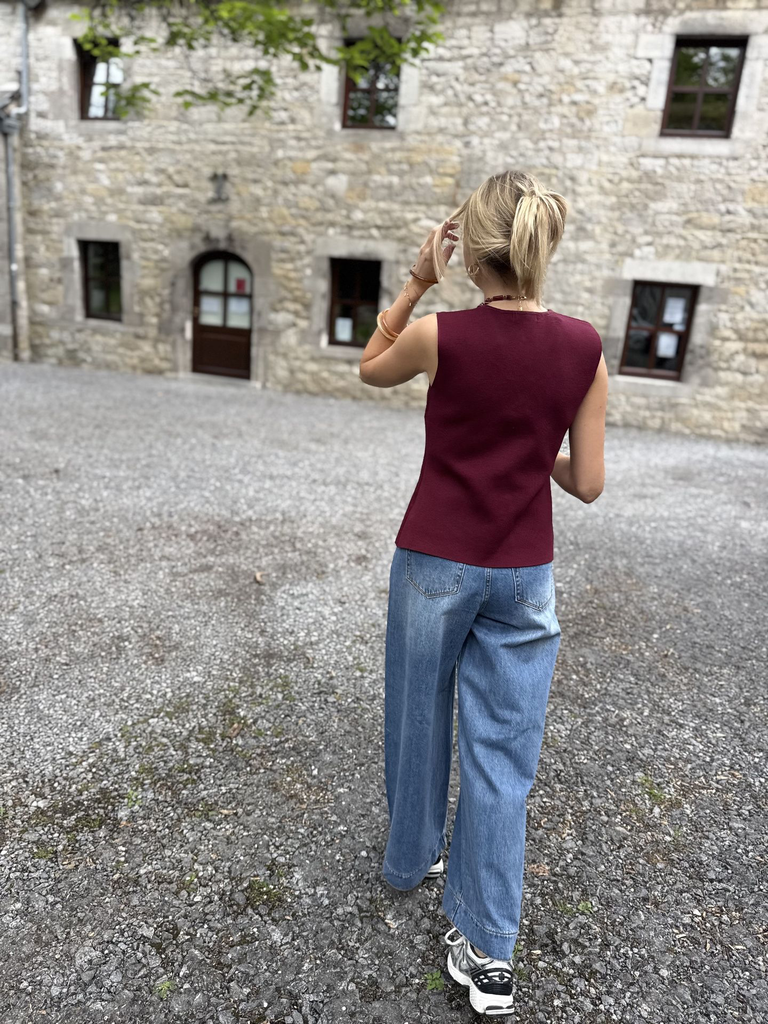 Gilet sans manches mimi - bordeaux3.webp