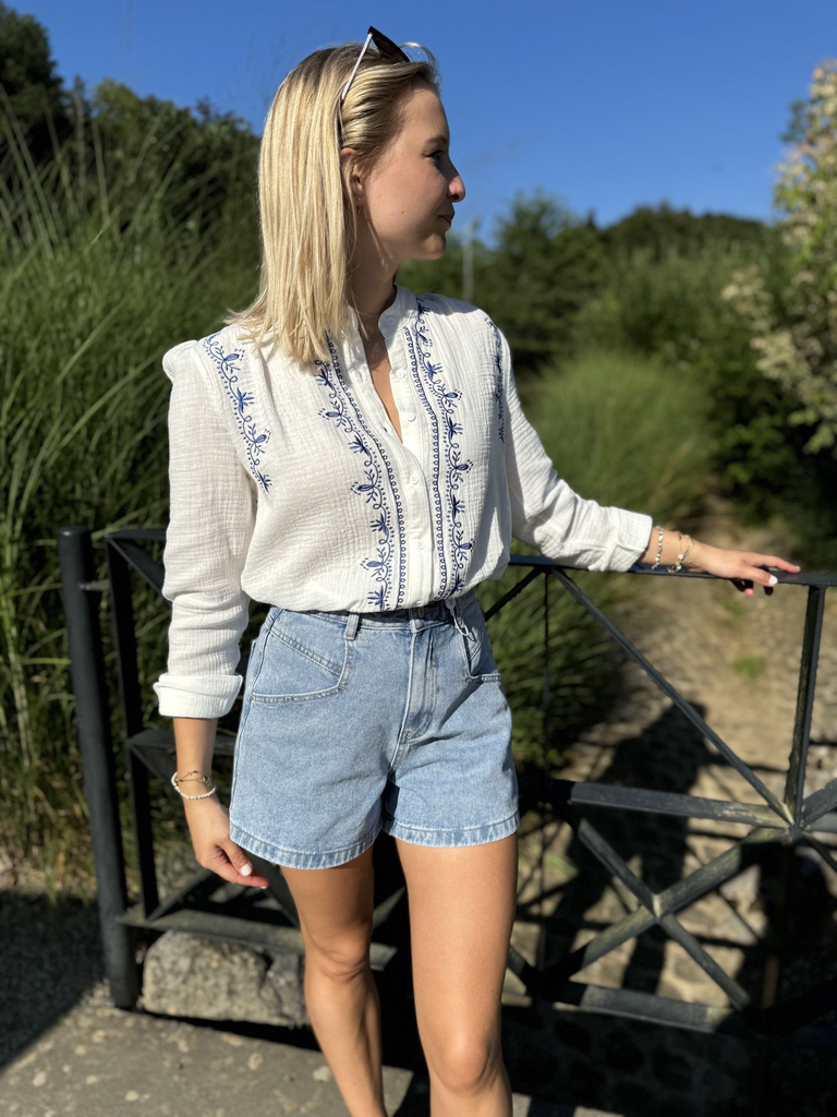 short en jeans sabine - bleu4.webp