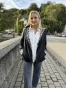 VESTE DE PLUIE MI-SAISON RÉVERSIBLE COURTE - LÉOPARD:NOIR2.webp